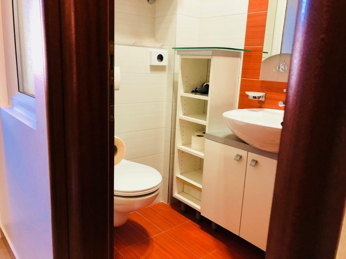 טרוגיר Apartments Feral מראה חיצוני תמונה